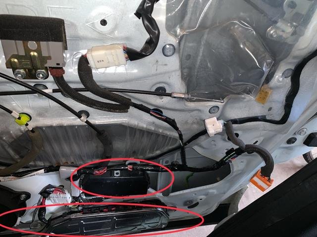 日産 セレナ 右側パワースライドドアのモーター交換｜グーネットピット