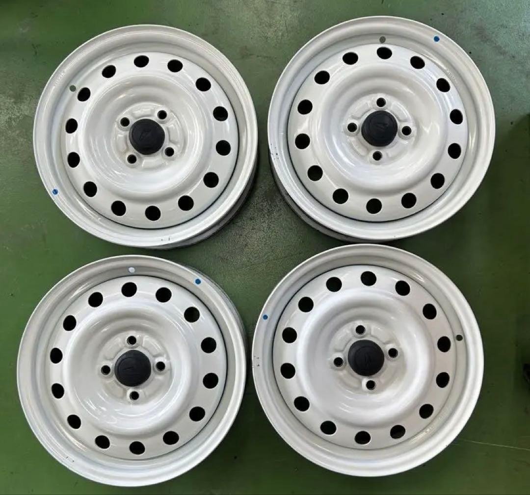 ダイハツ純正メーカーオプション？ホワイトホイール ダイハツ（DAIHATSU） 新品アルミホイール 4本セット 14インチ