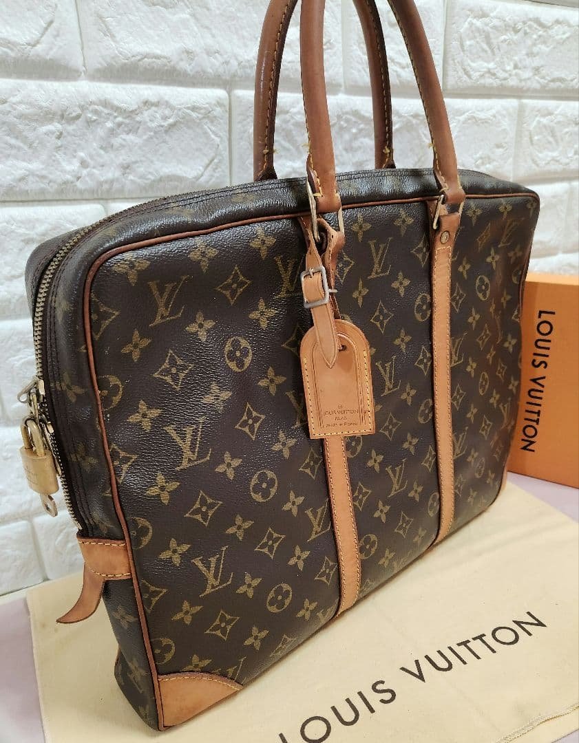 【hiro※】ルイヴィトン モノグラム ポルトドキュマン ヴォワヤージュ ポルト ドキュマン・ヴォワヤージュ モノグラム・エクリプス｜ルイ