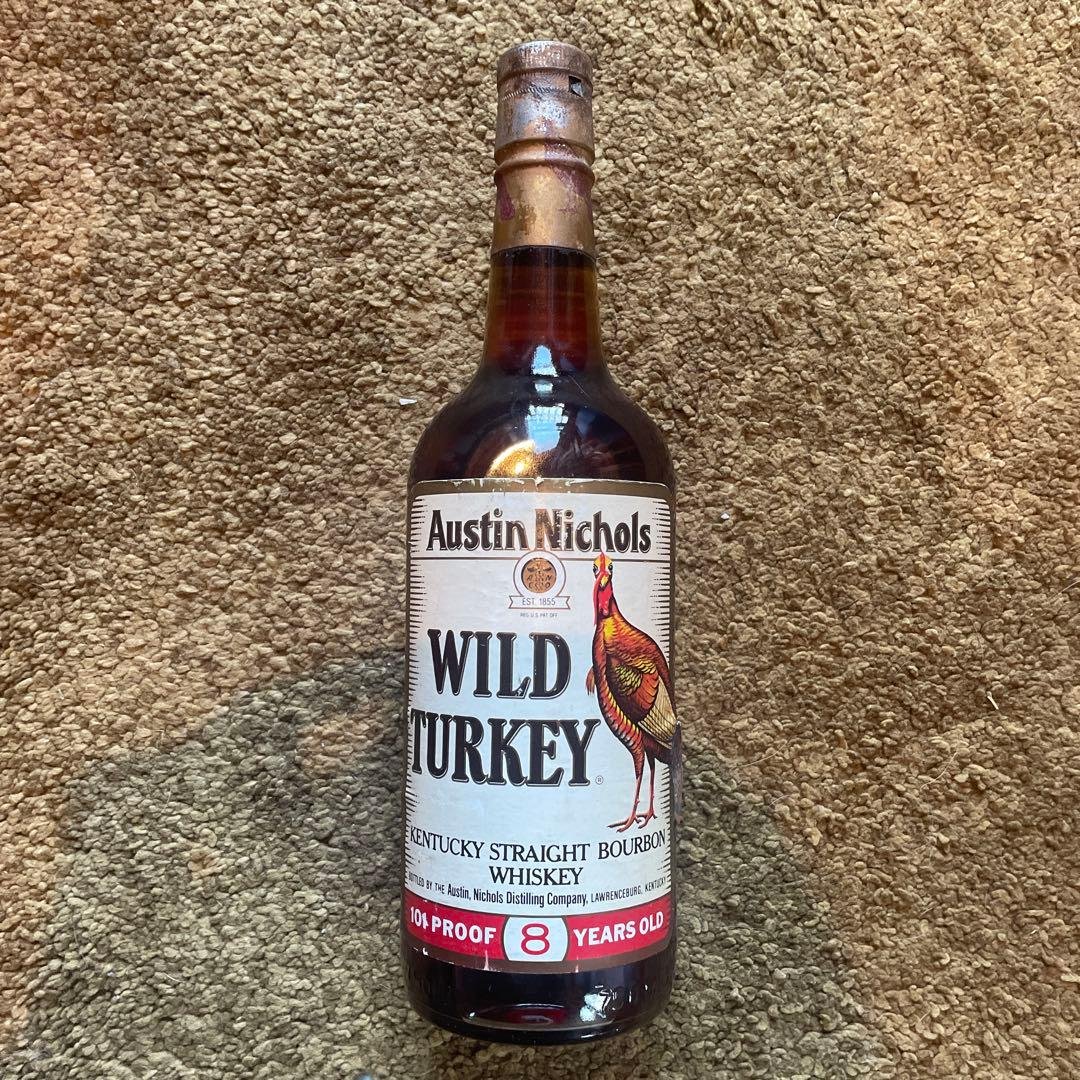 【未開栓】WILDTURKEY ワイルドターキー　8年　旧ラベル スマホで購入】WILD TURKEY(ワイルドターキー)旧ラベル 8年をご紹介